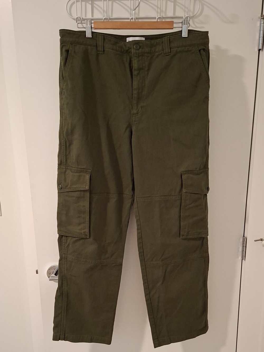 Aritzia TNA "Troop" Green Cotton Utility Cargo Pant/Jeans (Size US 16) - Picture 2 of 9